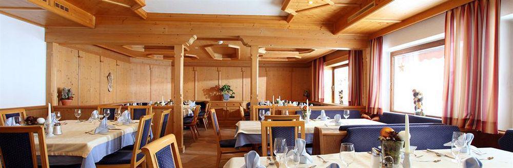 Hotel Taxacher كيرشبرغ ان تيرول المظهر الخارجي الصورة